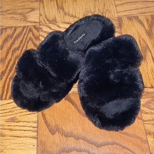 Black Fuzzy Slipper Sandals, Size Medium